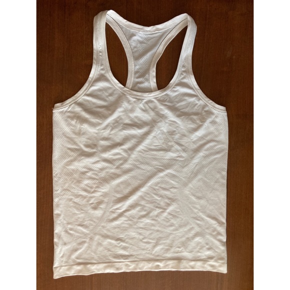 Lululemon Swiftly Tech Racerback 2.0 | Size 10 | White | Regular length - Picture 2 of 8